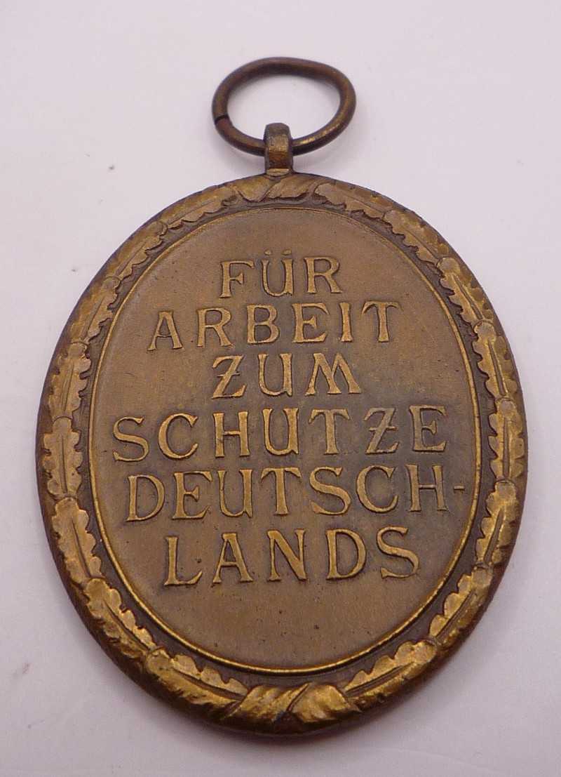 German WW2 West Wall Medal 